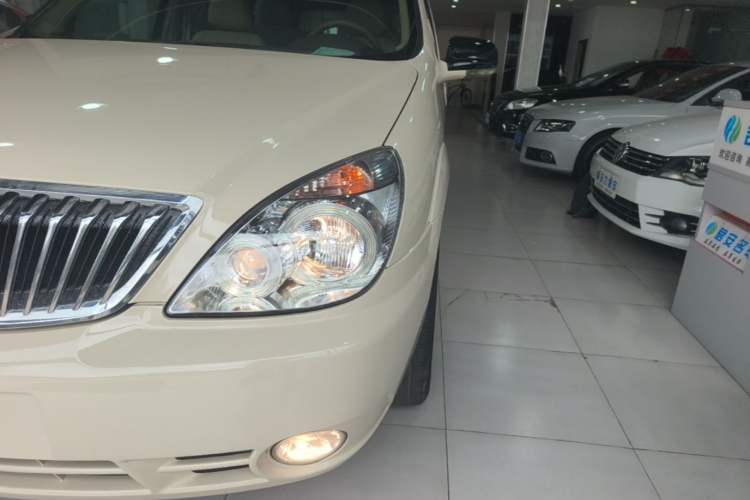 Used Buick GL8 2014 2.4L Classic Edition Left Front Headlight