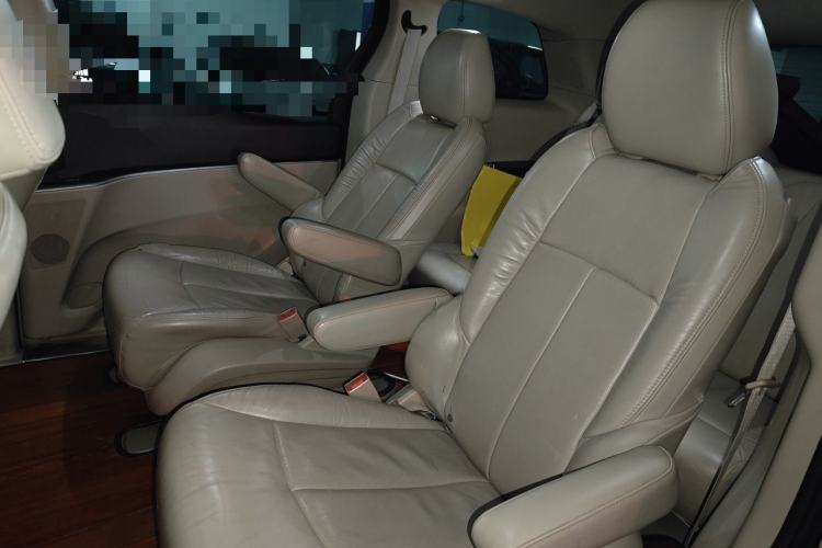 Used Buick GL8 2014 2.4L CT Luxury Business Comfort Edition Left Rear Seat