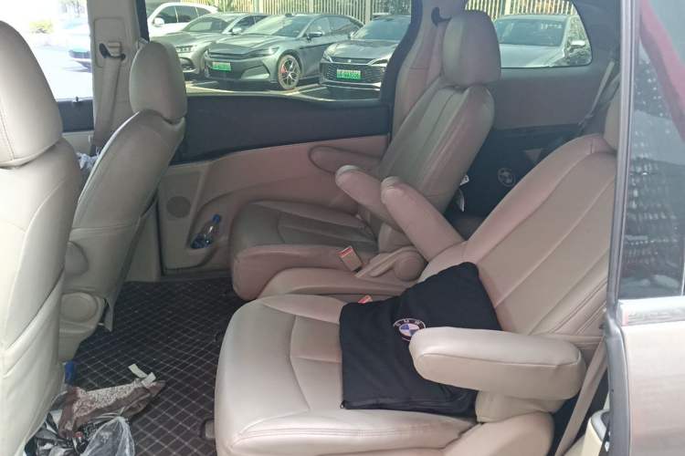 Used Buick GL8 2014 2.4L CT Luxury Business Comfort Edition Left Rear Seat