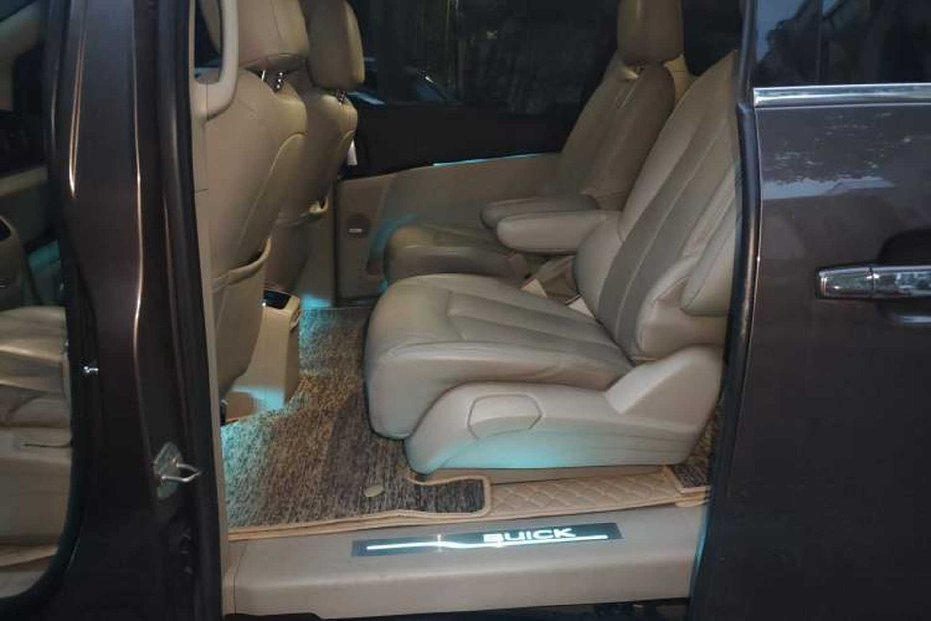 Used Buick GL8 2014 3.0L XT Luxury Business Flagship Edition Left Rear Seat