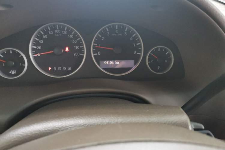 Used Buick GL8 2014 2.4L Classic Edition Odometer Close Up