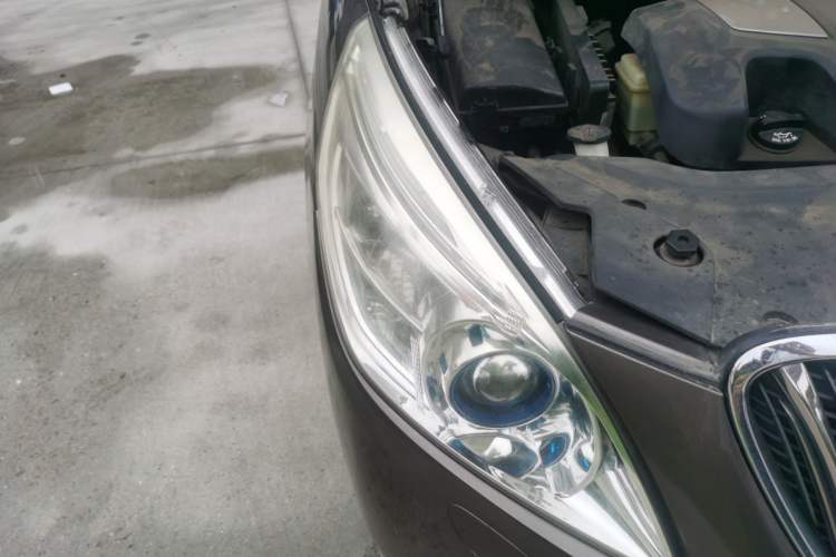 Used Buick GL8 2014 3.0L GT Luxury Business Haoya Edition Right Front Headlight