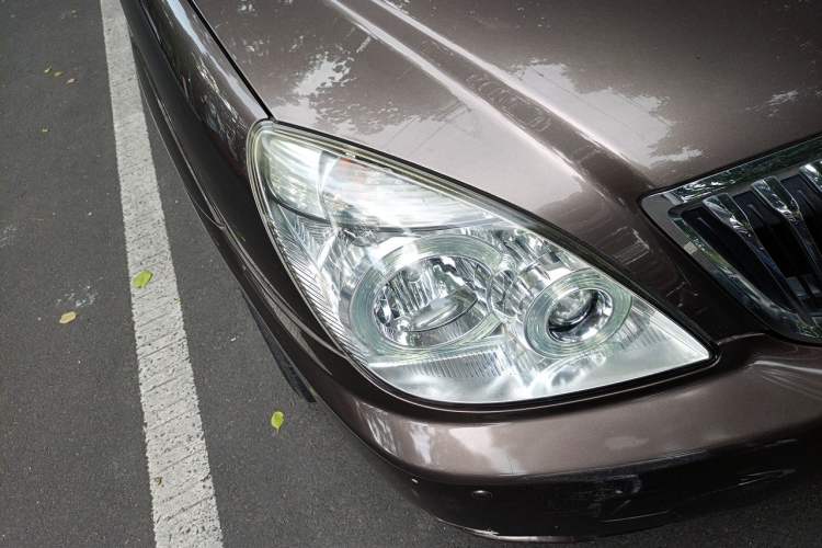 Used Buick GL8 2014 2.4L Classic Edition Right Front Headlight