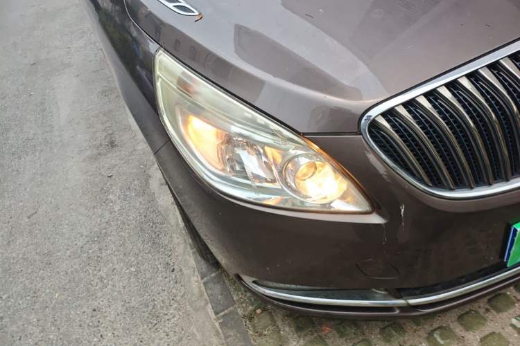 Used Buick GL8 2014 2.4L CT Luxury Business Comfort Edition Right Front Headlight