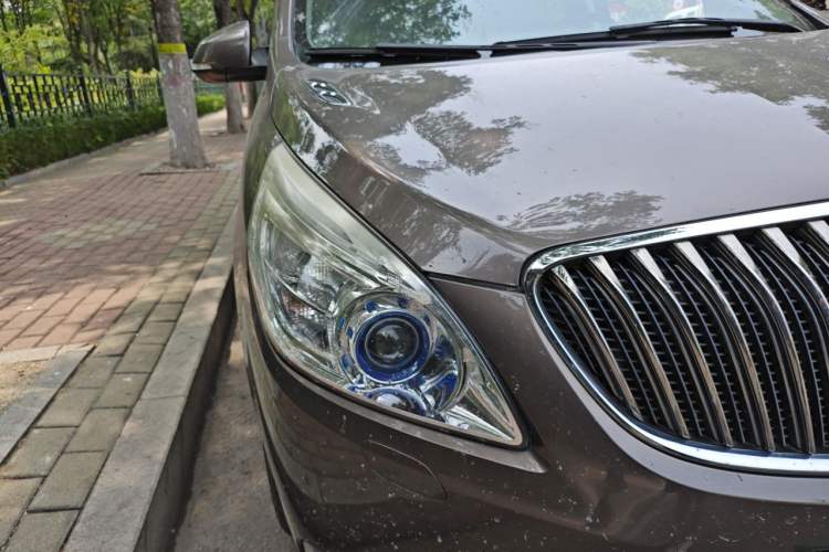 Used Buick GL8 2014 3.0L GT Luxury Business Haoya Edition Right Front Headlight
