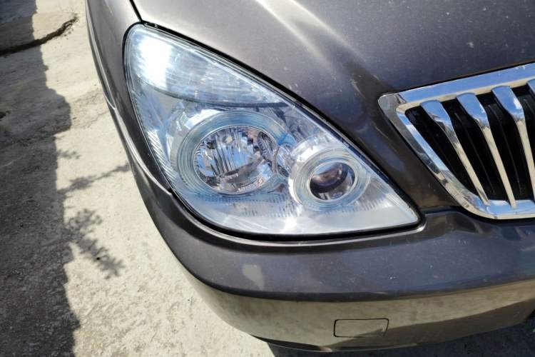Used Buick GL8 2014 2.4L Comfort Edition Right Front Headlight