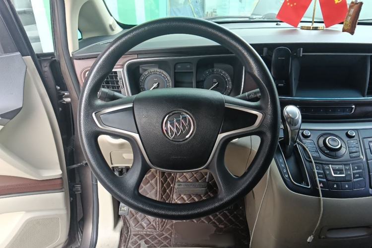 Used Buick GL8 2014 2.4L CT Luxury Business Comfort Edition Steering Wheel