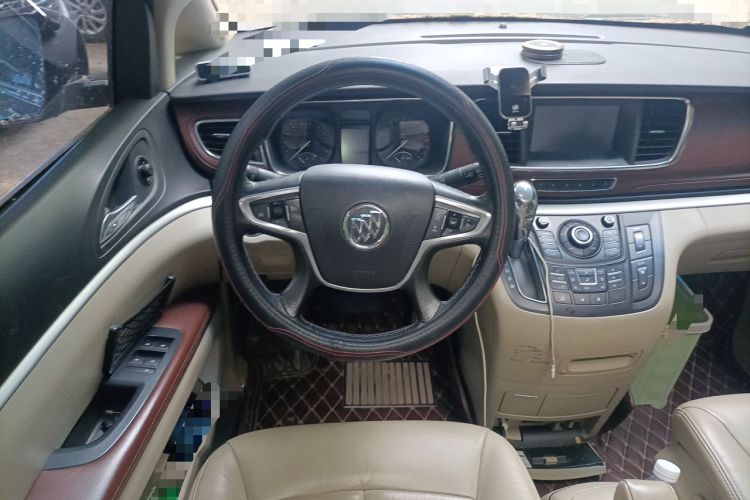 Used Buick GL8 2014 3.0L XT Luxury Business Flagship Edition Steering Wheel
