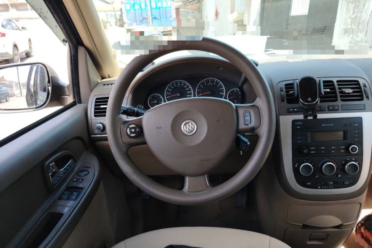 Used Buick GL8 2014 2.4L Comfort Edition Steering Wheel