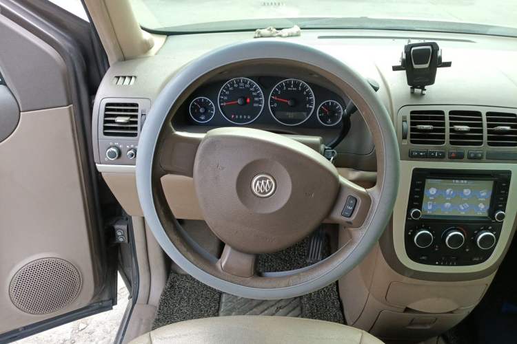 Used Buick GL8 2014 2.4L Classic Edition Steering Wheel