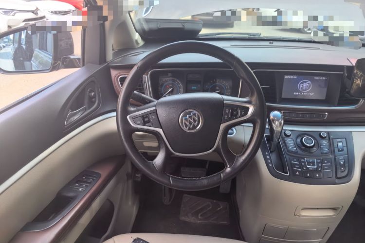 Used Buick GL8 2014 3.0L GT Luxury Business Haoya Edition Steering Wheel
