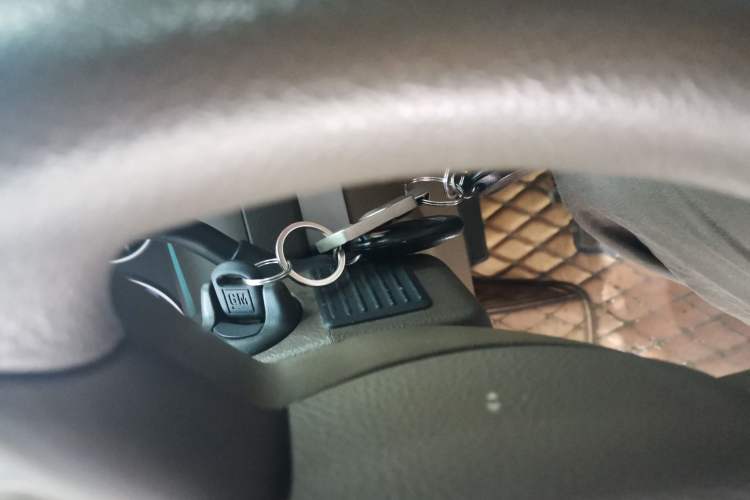 Used Buick GL8 2014 2.4L Classic Edition Vehicle Key