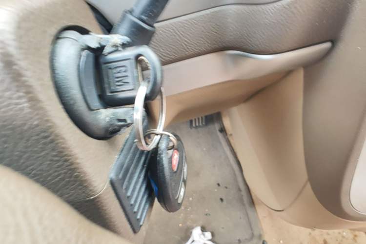 Used Buick GL8 2014 2.4L Classic Edition Vehicle Key