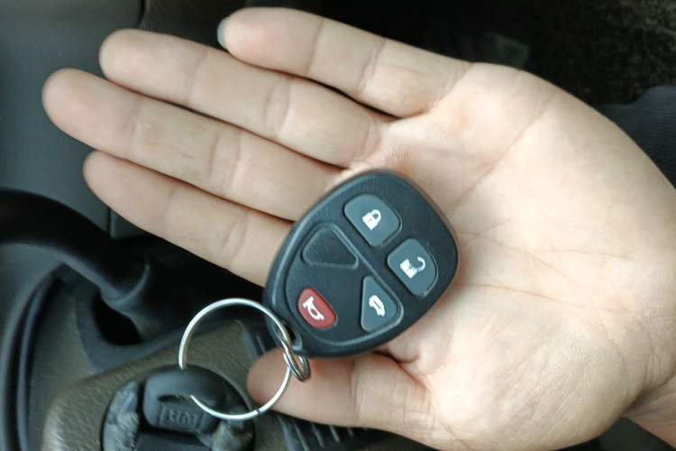 Used Buick GL8 2014 2.4L Classic Edition Vehicle Key