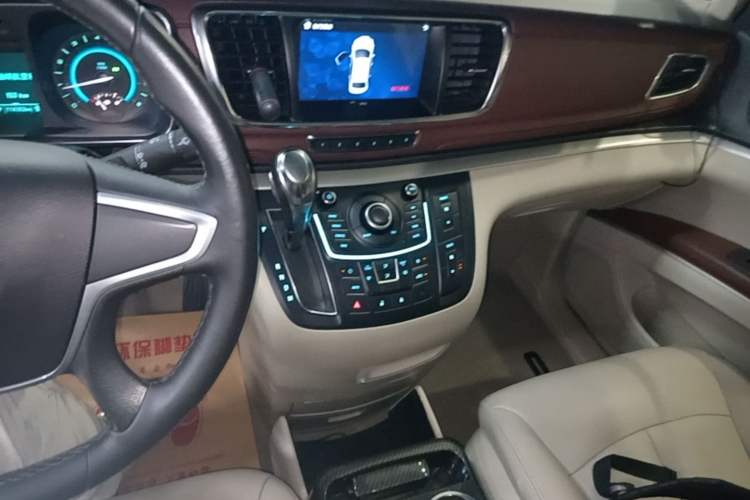 Used Buick GL8 2015 2.4L Luxury Business Premium Edition Audio And AC Panel
