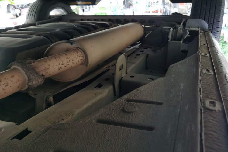 Used Buick GL8 2015 2.4L Luxury Business Premium Edition Chassis Rear Right