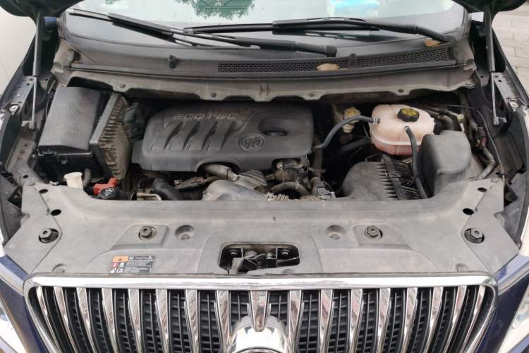 Used Buick GL8 2015 2.4L Luxury Business Premium Edition Engine Bay