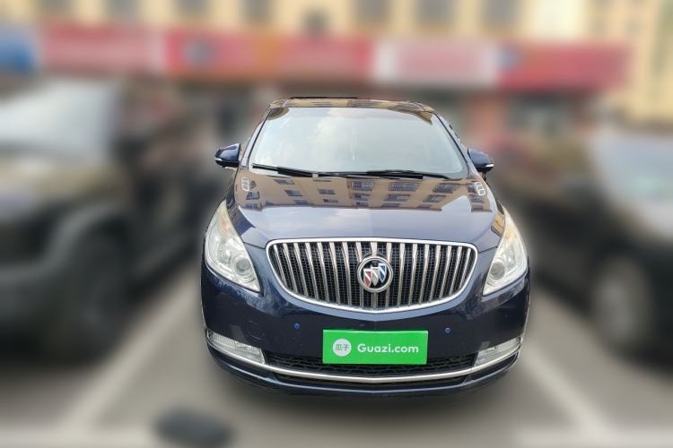 Used Buick GL8 2015 2.4L Luxury Business Premium Edition Front