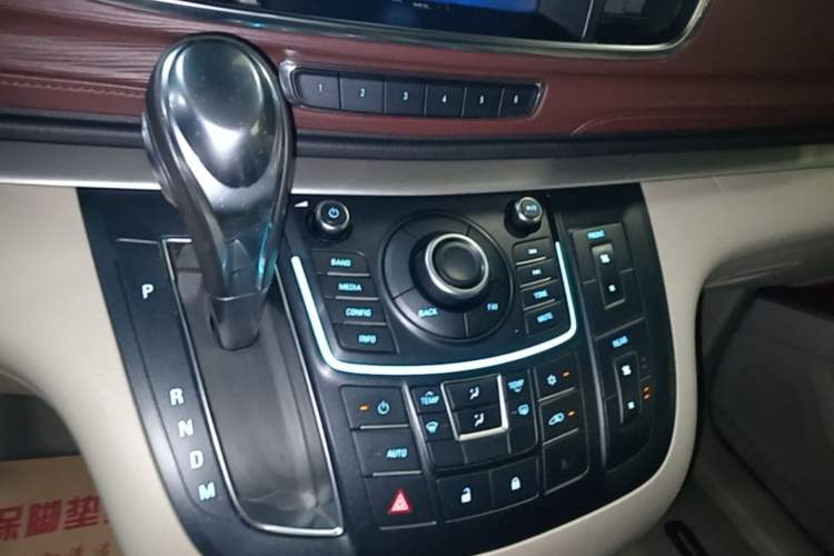 Used Buick GL8 2015 2.4L Luxury Business Premium Edition Gear Lever