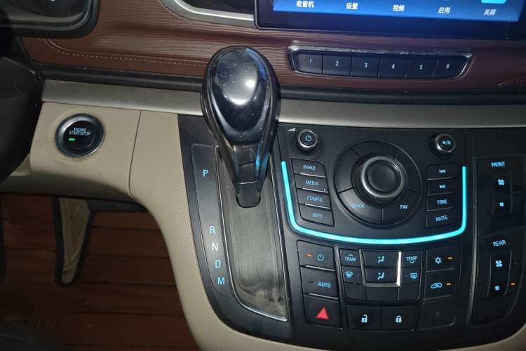 Used Buick GL8 2015 2.4L Luxury Business Premium Edition Gear Lever