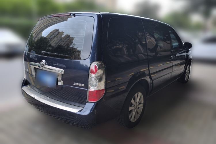 Used Buick GL8 2015 2.4L Luxury Business Premium Edition Rear Right 45 Deg