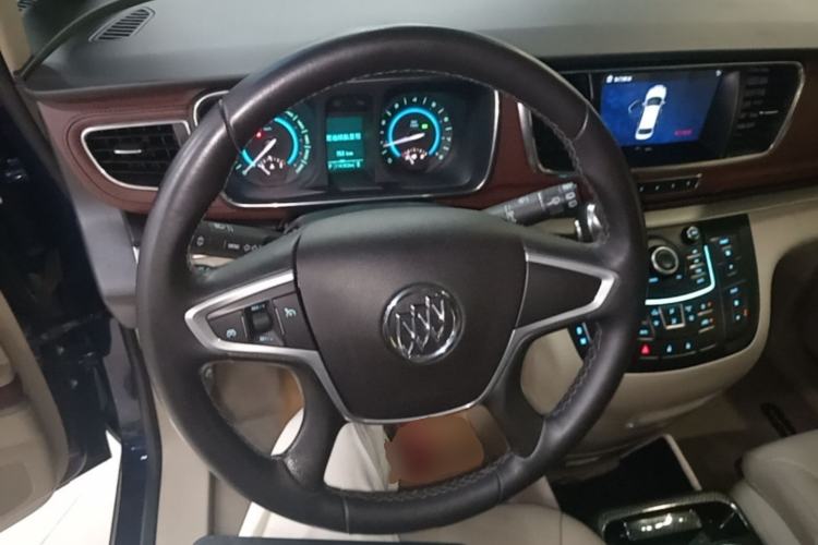 Used Buick GL8 2015 2.4L Luxury Business Premium Edition Steering Wheel