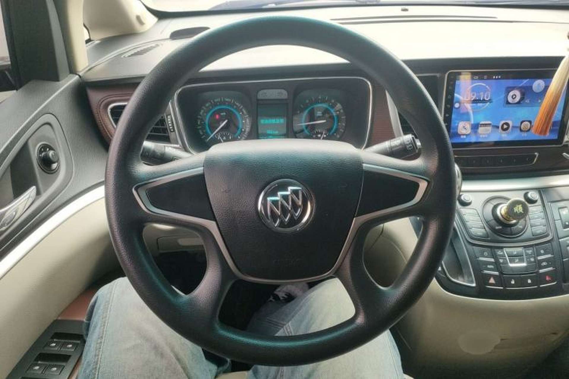 Used Buick GL8 2015 2.4L Luxury Business Premium Edition Steering Wheel
