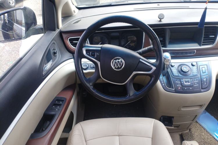 Used Buick GL8 2015 2.4L Luxury Business Premium Edition Steering Wheel