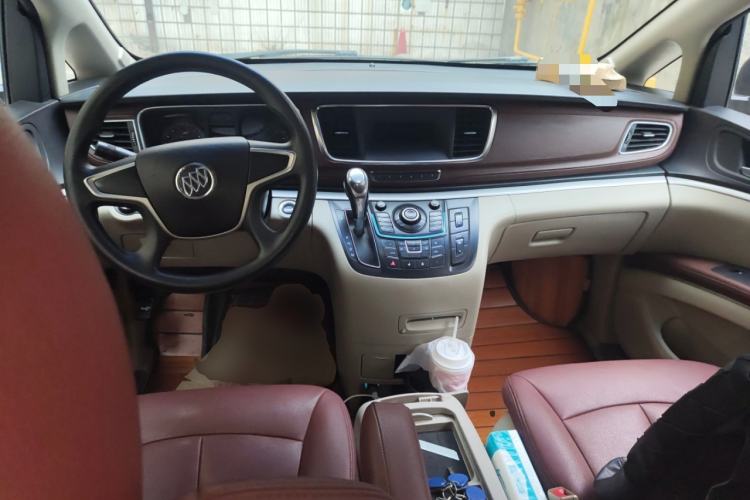 Used Buick GL8 2015 2.4L Luxury Business Premium Edition Center Console