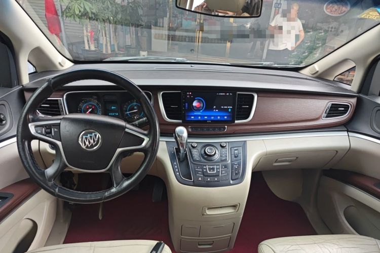 Used Buick GL8 2015 2.4L Luxury Business Premium Edition Center Console