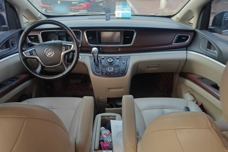 Used Buick GL8 2015 2.4L Luxury Business Premium Edition Center Console