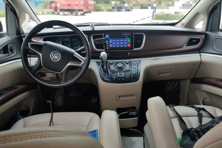 Used Buick GL8 2015 2.4L Luxury Business Premium Edition Center Console