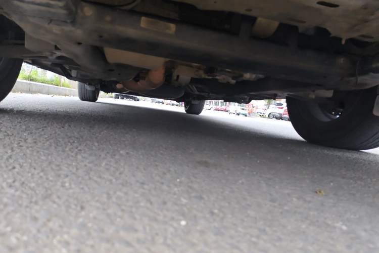 Used Buick GL8 2015 2.4L Luxury Business Premium Edition Chassis Front