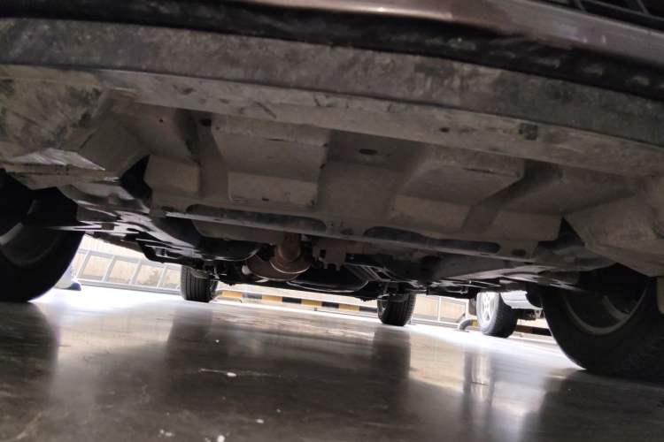 Used Buick GL8 2015 2.4L Luxury Business Premium Edition Chassis Front