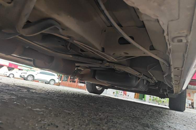 Used Buick GL8 2015 2.4L Luxury Business Premium Edition Chassis Front Left
