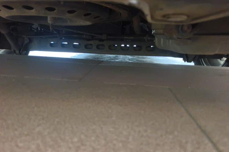Used Buick GL8 2015 2.4L Luxury Business Premium Edition Chassis Rear