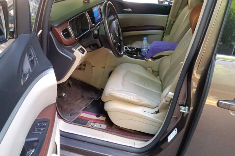 Used Buick GL8 2015 2.4L Luxury Business Premium Edition Driver Seat
