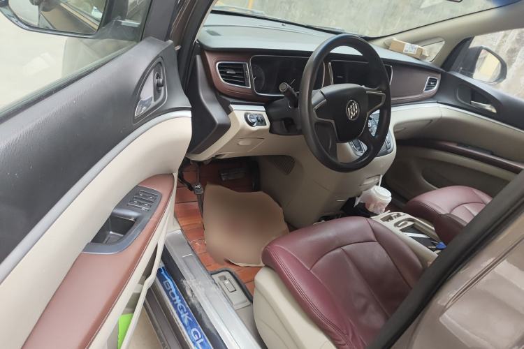 Used Buick GL8 2015 2.4L Luxury Business Premium Edition Driver Seat