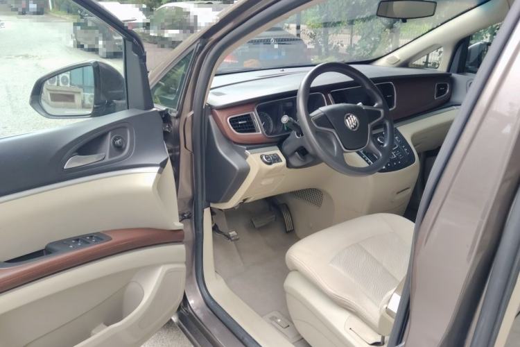 Used Buick GL8 2015 2.4L Luxury Business Premium Edition Driver Seat