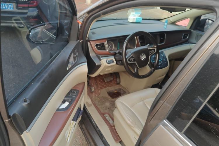 Used Buick GL8 2015 2.4L Luxury Business Premium Edition Driver Seat