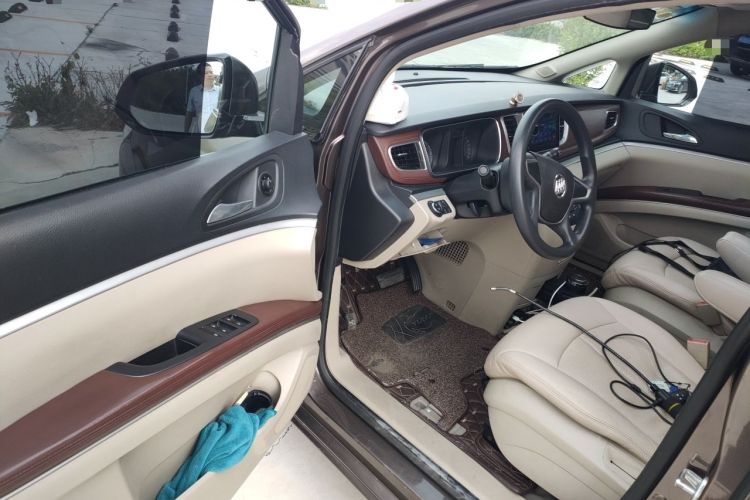 Used Buick GL8 2015 2.4L Luxury Business Premium Edition Driver Seat