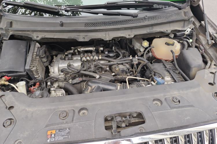Used Buick GL8 2015 2.4L Luxury Business Premium Edition Engine Bay
