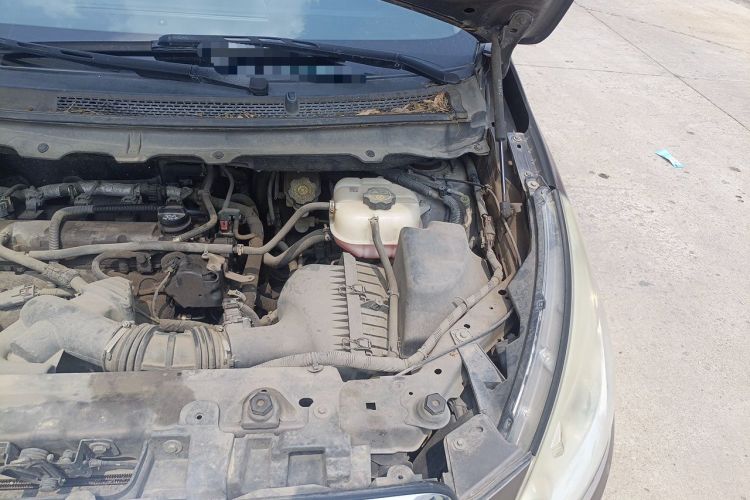 Used Buick GL8 2015 2.4L Luxury Business Premium Edition Engine Bay Left