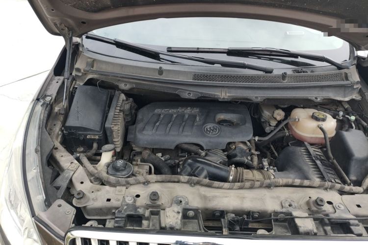 Used Buick GL8 2015 2.4L Luxury Business Premium Edition Engine Bay Right