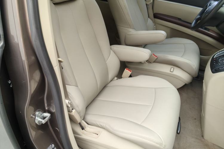 Used Buick GL8 2015 2.4L Luxury Business Premium Edition Exterior 4