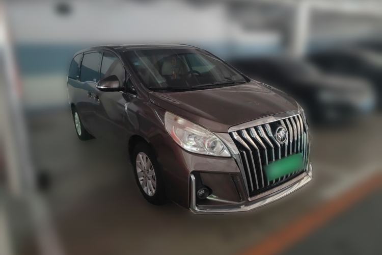 Used Buick GL8 2015 2.4L Luxury Business Premium Edition Front Right 45 Deg