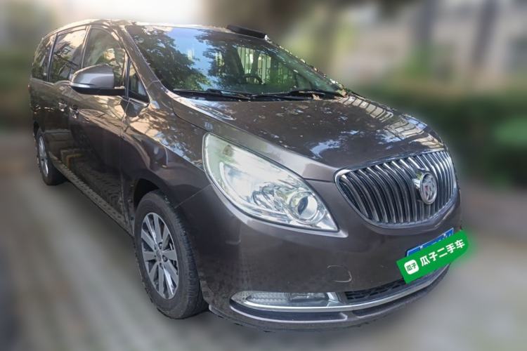 Used Buick GL8 2015 2.4L Luxury Business Premium Edition Front Right 45 Deg