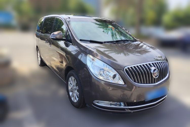 Used Buick GL8 2015 2.4L Luxury Business Premium Edition Front Right 45 Deg