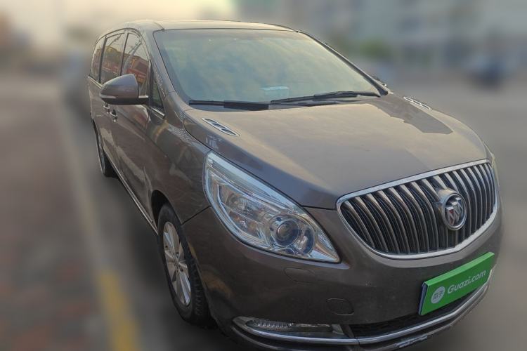 Used Buick GL8 2015 2.4L Luxury Business Premium Edition Front Right 45 Deg