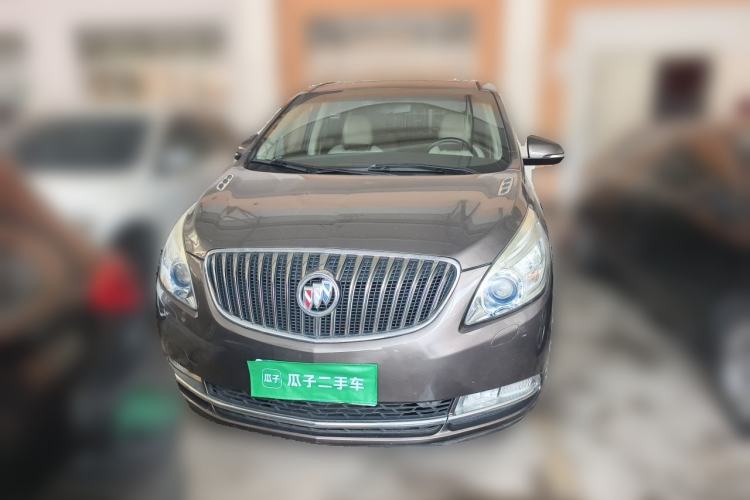 Used Buick GL8 2015 2.4L Luxury Business Premium Edition Front